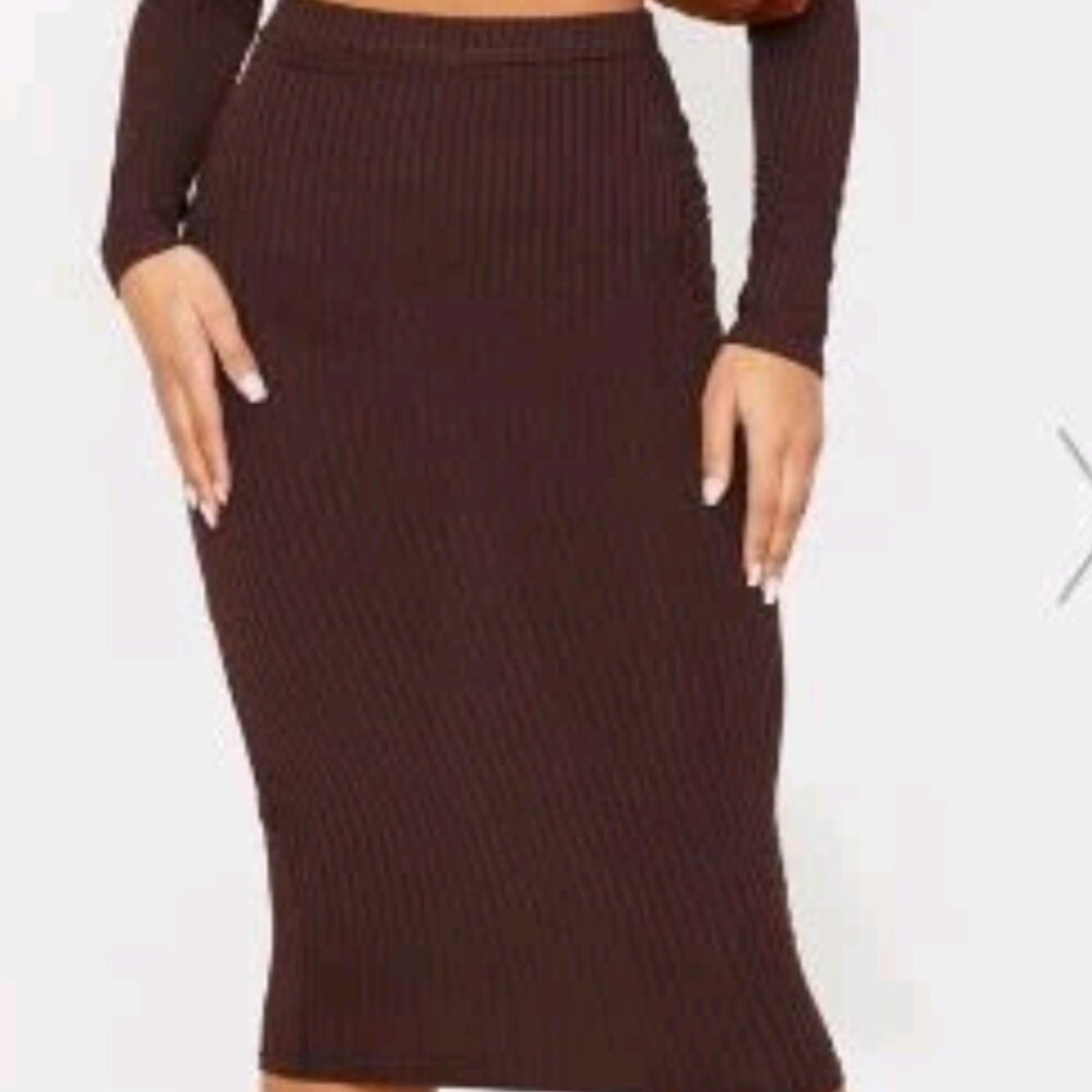 Pretty Little Thing Brown High Waist Ribbed Midi Skirt
